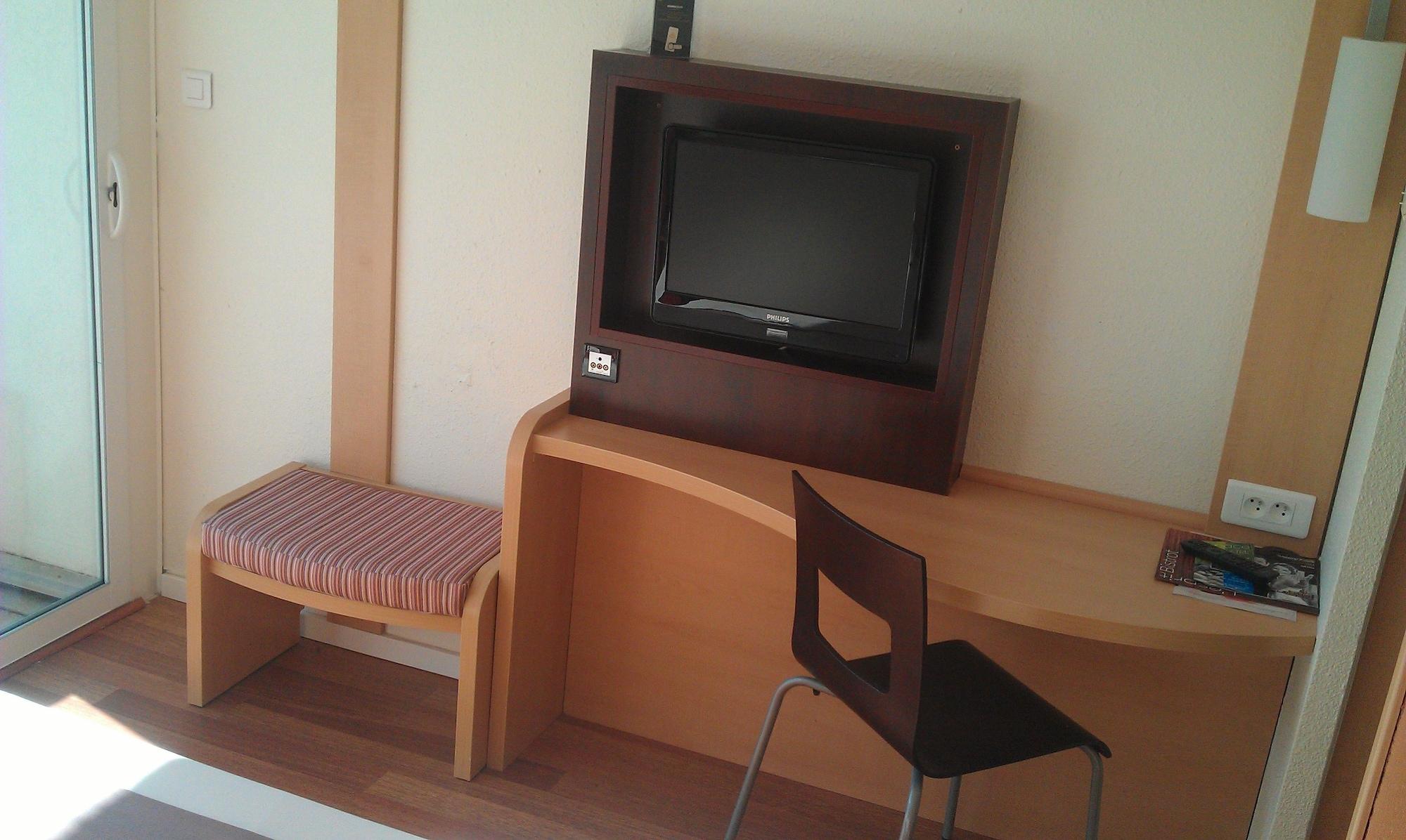 ibis Sète Balaruc les Bains Bien-être et Spa Esterno foto