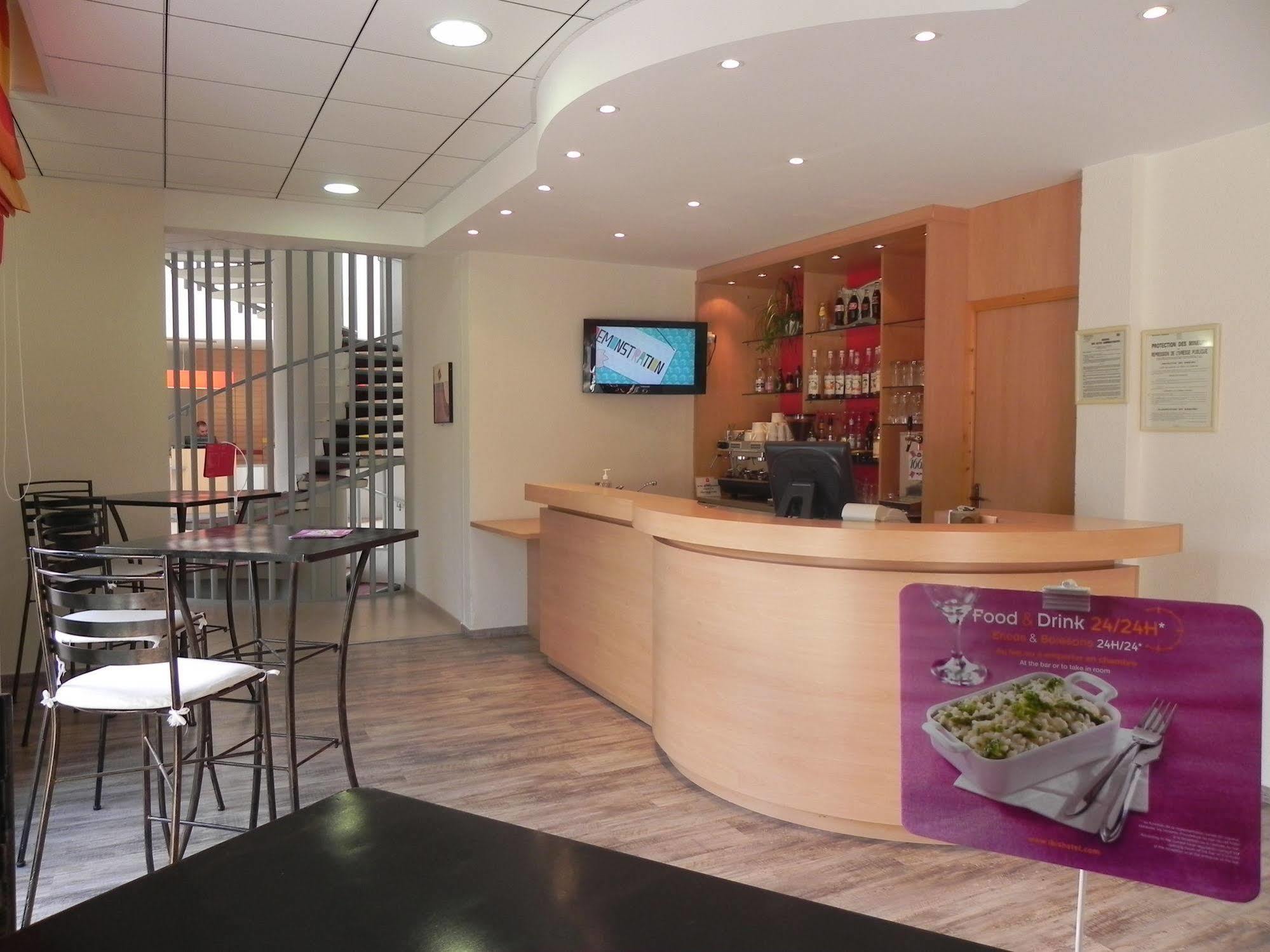 ibis Sète Balaruc les Bains Bien-être et Spa Esterno foto